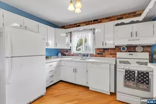 39 Post Brook Rd, West Milford, NJ 07480 - Photo 15