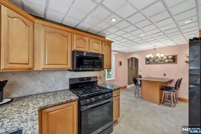 70 Franklin Street, Little Ferry, NJ 07643 - Photo 7