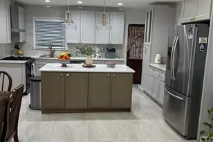 459 Lawton Ave, Cliffside Park, NJ 07010 - Photo 3