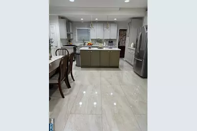 459 Lawton Avenue, Cliffside Park, NJ 07010 - Photo 5