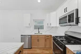 68 Sherman Ave, Newark, NJ 07114 - Photo 9