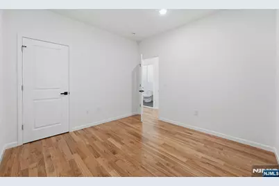 68 Sherman Avenue, Newark, NJ 07114 - Photo 13