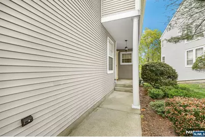 110 Warbler Drive, Wayne, NJ 07470 - Photo 3