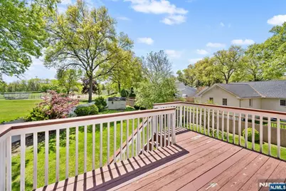 124 Crain Road, Paramus, NJ 07652 - Photo 41
