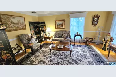 309 Paul Court, Wyckoff Township, NJ 07481 - Photo 5