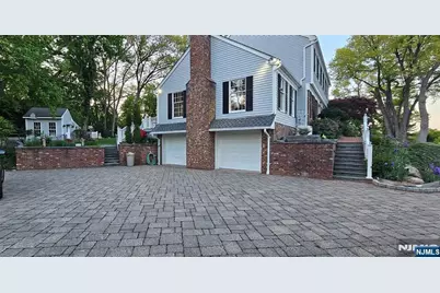 309 Paul Court, Wyckoff Township, NJ 07481 - Photo 29