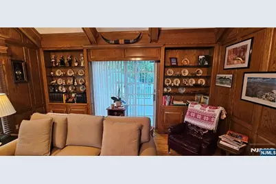 309 Paul Court, Wyckoff Township, NJ 07481 - Photo 11