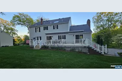 309 Paul Court, Wyckoff Township, NJ 07481 - Photo 23