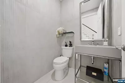 900 Heights Lane, Tenafly, NJ 07670 - Photo 25