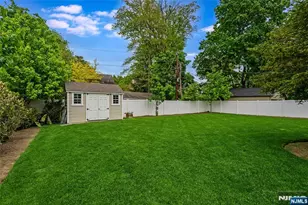 43 Macopin Ave, Montclair, NJ 07043 - Photo 33