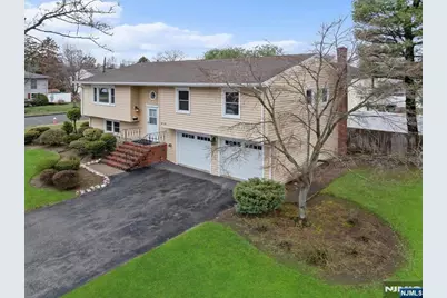 41-03 Ackerman Drive, Fair Lawn, NJ 07410 - Photo 3