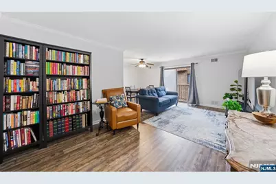 825 Riverside Avenue 203 #203, Lyndhurst Township, NJ 07071 - Photo 5