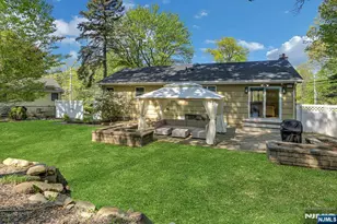 154 Spring Valley Rd, Park Ridge, NJ 07656 - Photo 35