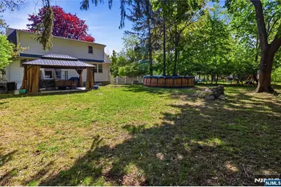170 Marion Court, Pompton Lakes, NJ 07442 - Photo 35