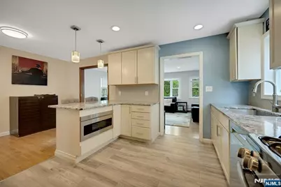 237 North Avenue, Wood Ridge, NJ 07075 - Photo 17