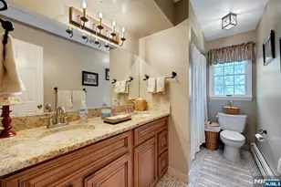 32 Tuscarora Dr, Oakland, NJ 07436 - Photo 23