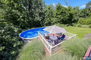 32 Tuscarora Dr, Oakland, NJ 07436 - Photo 9