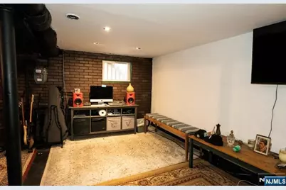 78 Beech Street, Belleville, NJ 07109 - Photo 19