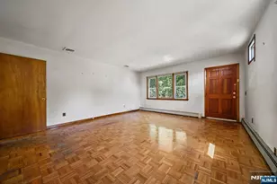 304 Gilbert Ave, Elmwood Park, NJ 07407 - Photo 3