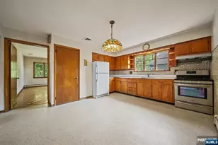 304 Gilbert Ave, Elmwood Park, NJ 07407 - Photo 13
