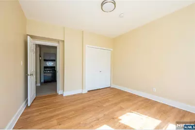 120 Sunset Avenue, Newark, NJ 07106 - Photo 9