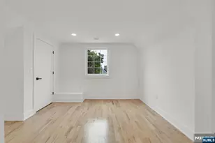 196 Taylor St, Orange, NJ 07050 - Photo 7
