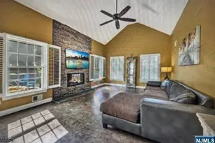 332 Lake Wallkill Rd, Sussex, NJ 07461 - Photo 9