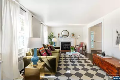 582 Highland Avenue, Montclair, NJ 07043 - Photo 9