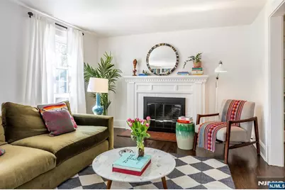 582 Highland Avenue, Montclair, NJ 07043 - Photo 11