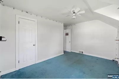2 Lloyd Place, Belleville, NJ 07109 - Photo 31
