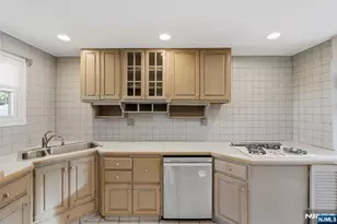 2 Lloyd Pl, Belleville, NJ 07109 - Photo 19