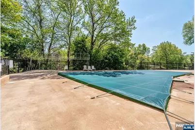 2352 Linwood Avenue 6C #6C, Fort Lee, NJ 07024 - Photo 29