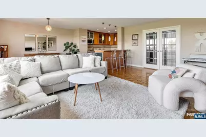 2352 Linwood Avenue 6C #6C, Fort Lee, NJ 07024 - Photo 7