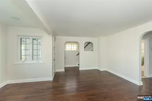1019 Haddon Pl, Teaneck Township, NJ 07666 - Photo 7