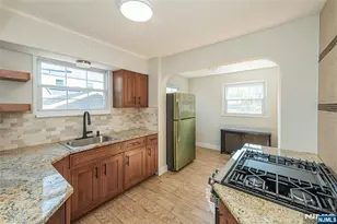1019 Haddon Pl, Teaneck Township, NJ 07666 - Photo 15