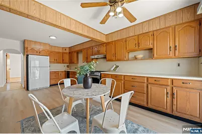 765 Chase Avenue, Lyndhurst Township, NJ 07071 - Photo 13