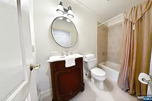 4201 Rio Vista Dr 4201, Mahwah, NJ 07430 - Photo 17