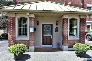 4201 Rio Vista Dr 4201, Mahwah, NJ 07430 - Photo 3