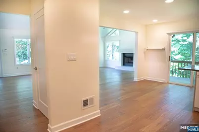 23 Lakeview Drive, Old Tappan, NJ 07675 - Photo 11