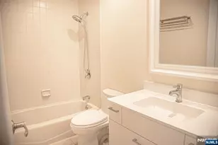 23 Lakeview Dr, Old Tappan, NJ 07675 - Photo 35