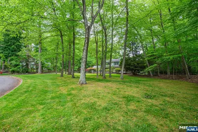 115 Hampshire Hill Road, Upper Saddle River, NJ 07458 - Photo 41