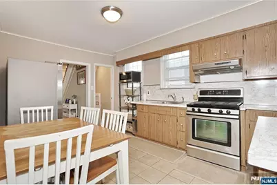 115 Lexington Avenue, Bloomfield, NJ 07003 - Photo 11