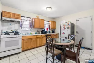 61 Holsman St, Paterson, NJ 07522 - Photo 13