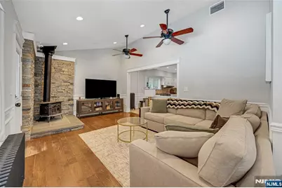 228 Miller Road, Mahwah, NJ 07430 - Photo 15