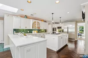 306 Windham Ct, Wyckoff Township, NJ 07481 - Photo 17