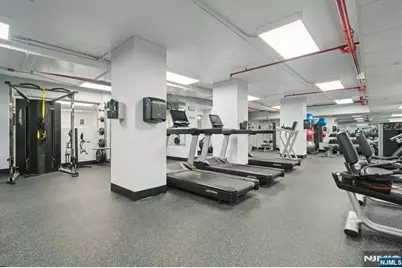 555 North Avenue 1V #1V, Fort Lee, NJ 07024 - Photo 23