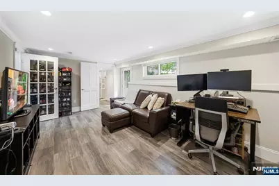 11 Homewood Way, Montclair, NJ 07042 - Photo 29