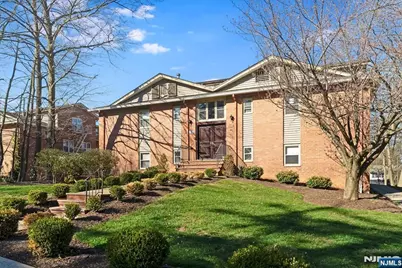 361 Claremont Avenue 11 #11, Montclair, NJ 07042 - Photo 1
