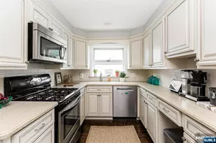 199 Stonehouse Rd, Bloomfield, NJ 07028 - Photo 19