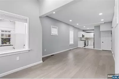 77 Lakeside Avenue, Pompton Lakes, NJ 07442 - Photo 7